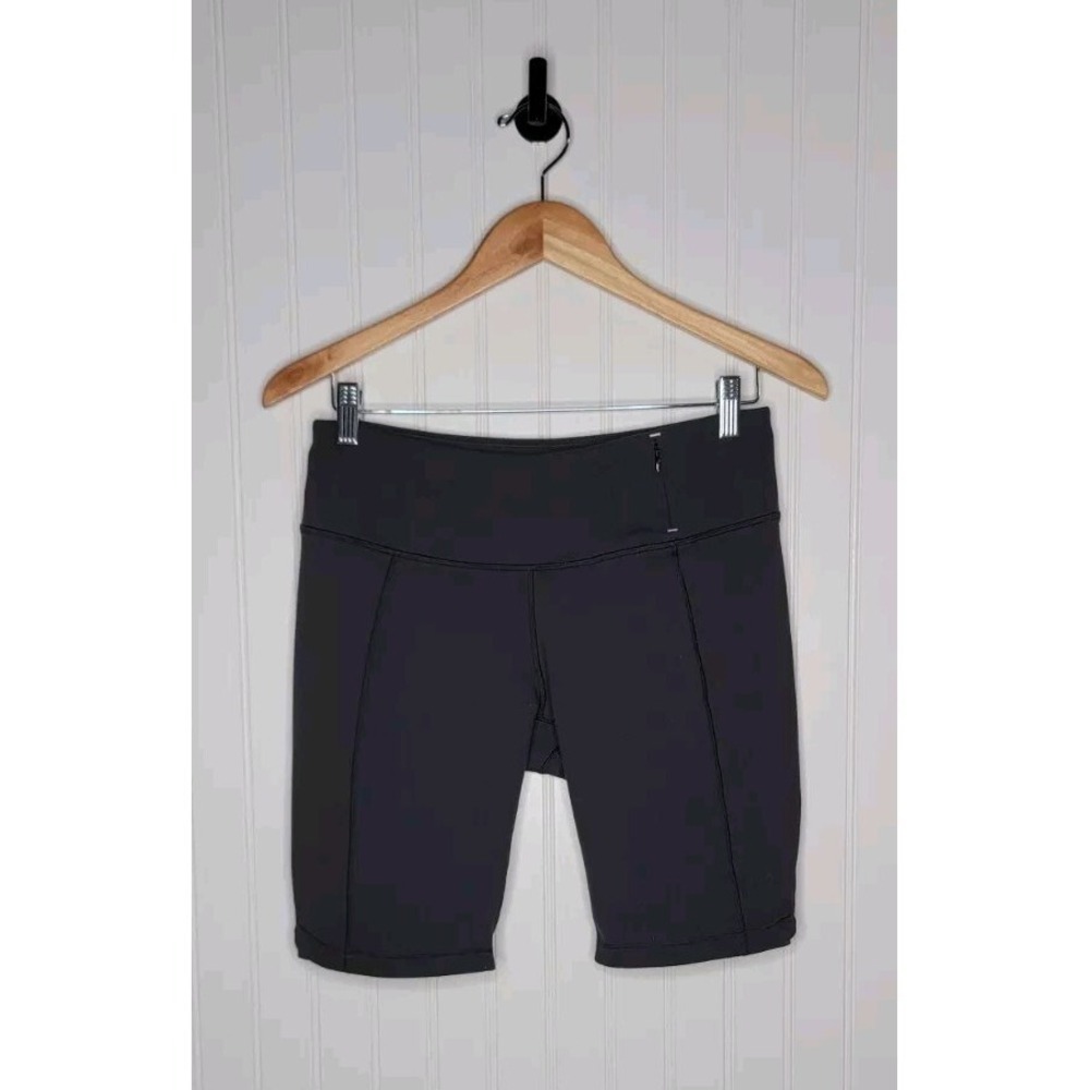 CALIA by Carrie Underwood Black Bike Shorts Women's Size Medium 8" Inseam